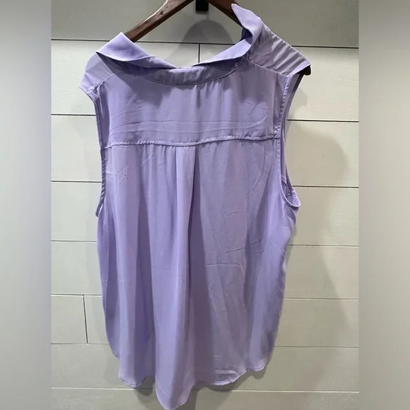 Torrid Harper Lavender Sleeveless Blouse- size 2 X - Picture 4 of 5